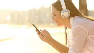 Cara Download Lagu untuk iPhone Free di Soundcloud, Spotify, Joox